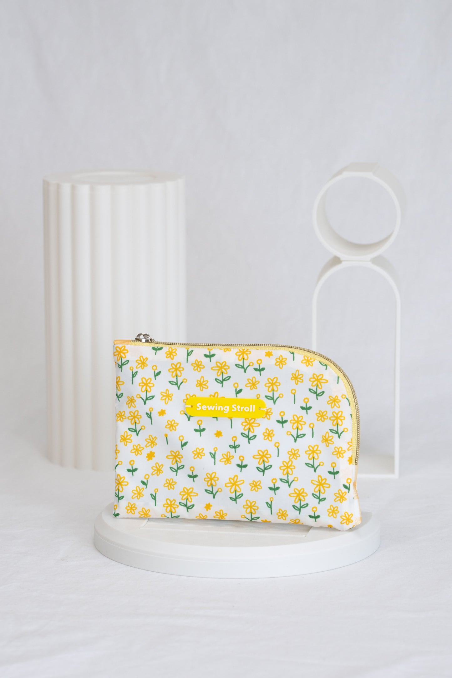 DIY Sewing Pattern PVC Vinyl Pouch "Sera" 2 Sizes Pattern + written instructions