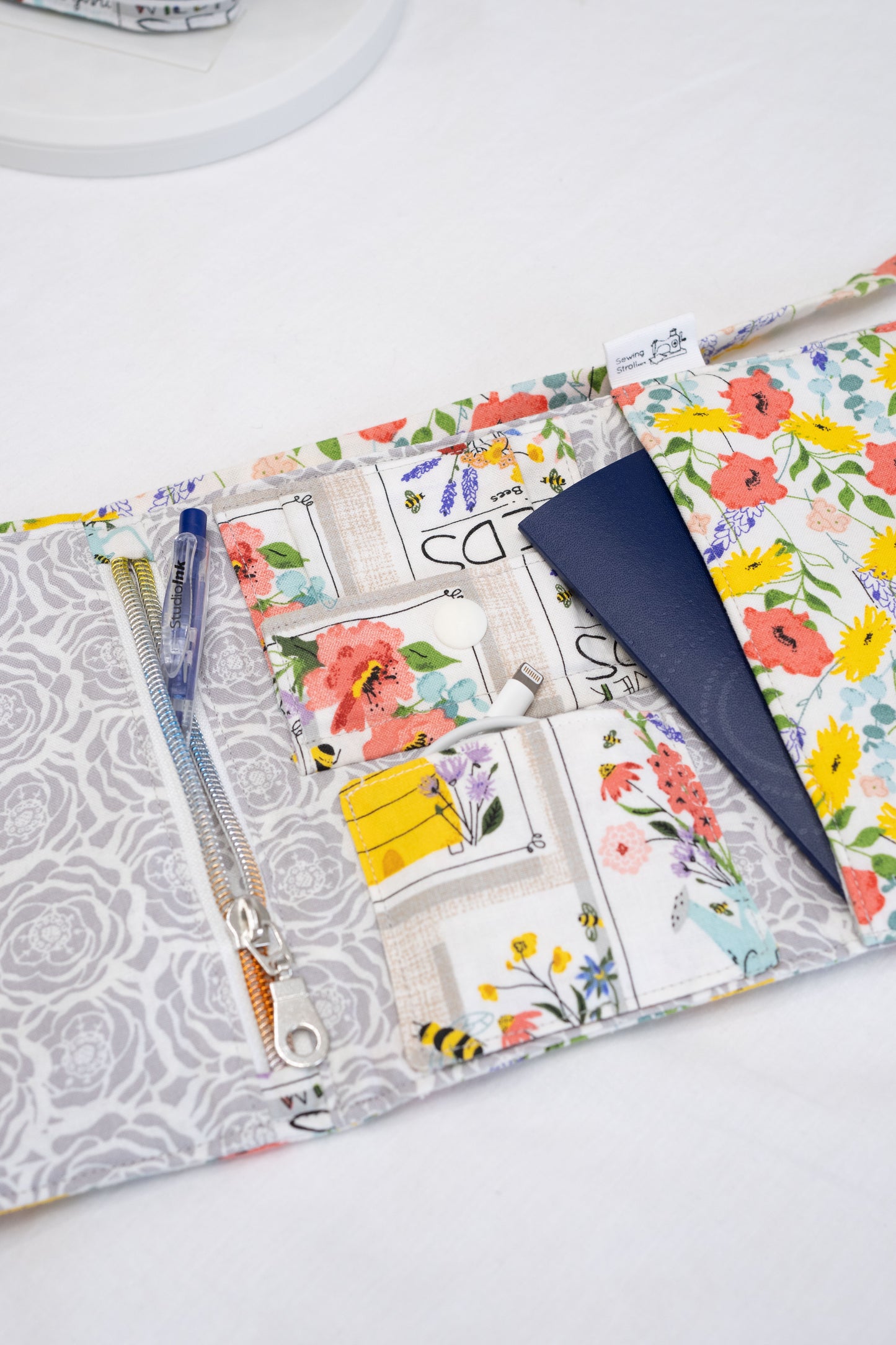 DIY Sewing Passport case Patterns - Roll up Travel Pouch "Elly" PDF Templates with youtube tutorials + Written instructions
