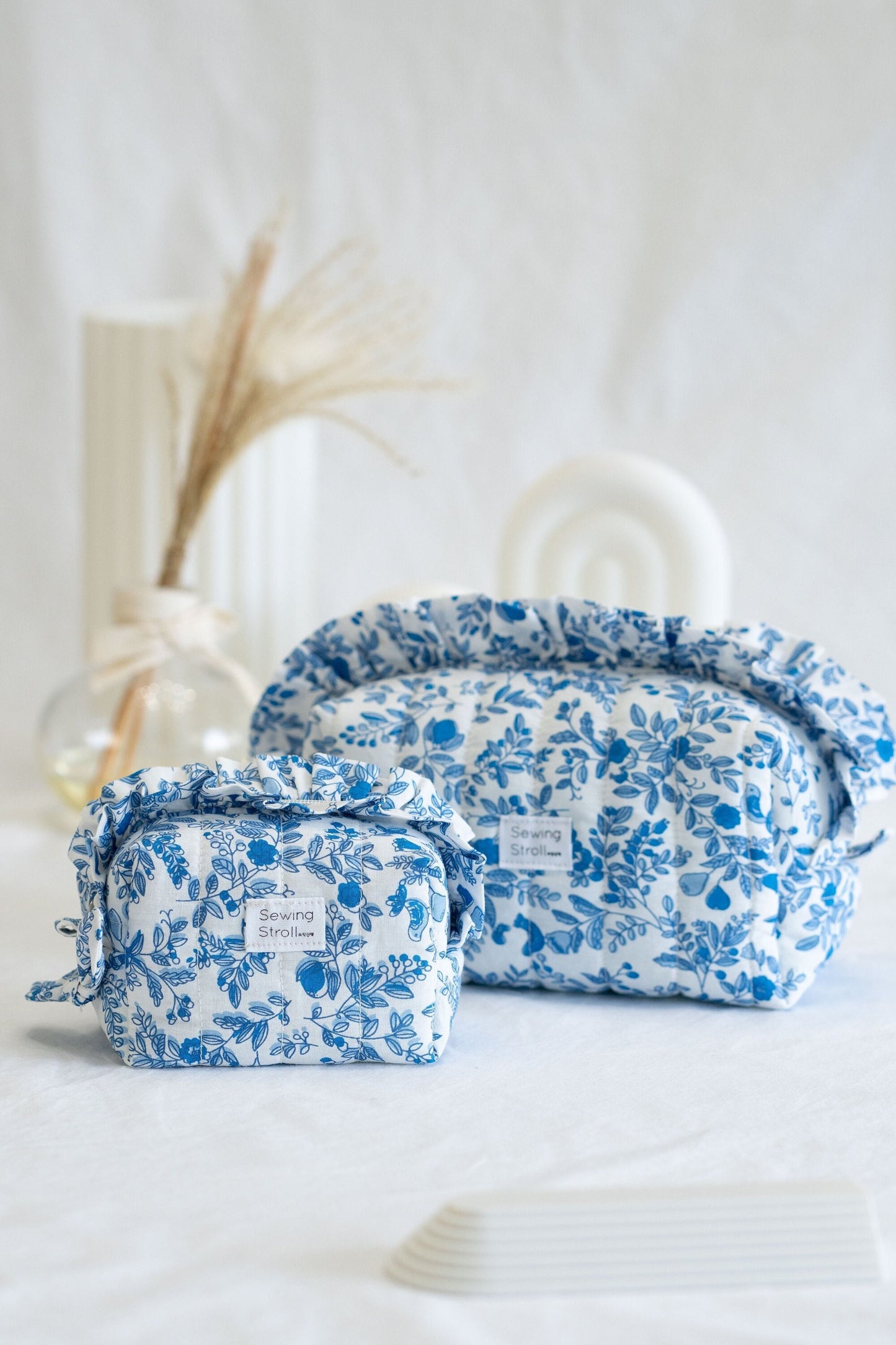 DIY Sewing Pattern 2sizes Quilted Pouch " Charlotte" Templates with Video Tutorial + Written instruction