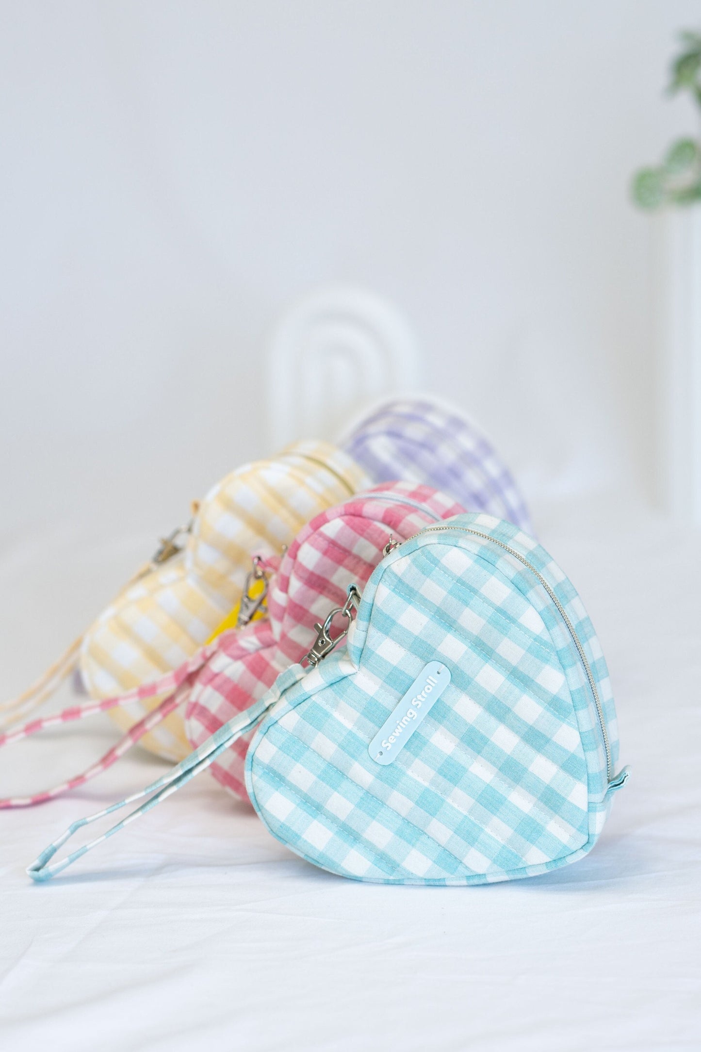 2 Sizes Heart Pouch PDF Pattern "Love" Templates & 4K video turorial + written instruction.