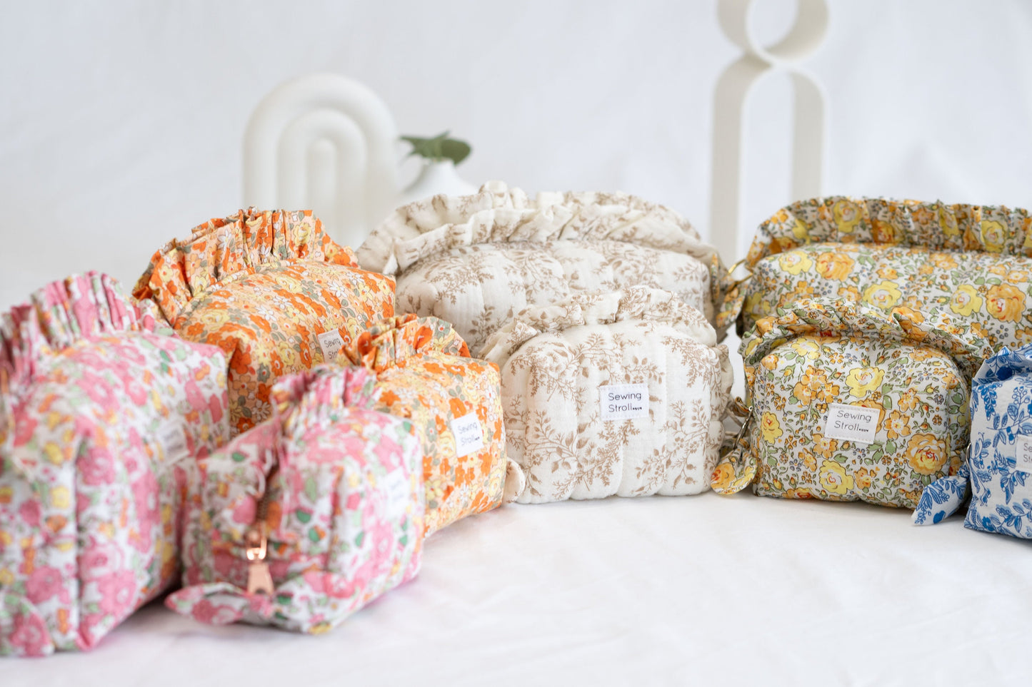 DIY Sewing Pattern 2sizes Quilted Pouch " Charlotte" Templates with Video Tutorial + Written instruction