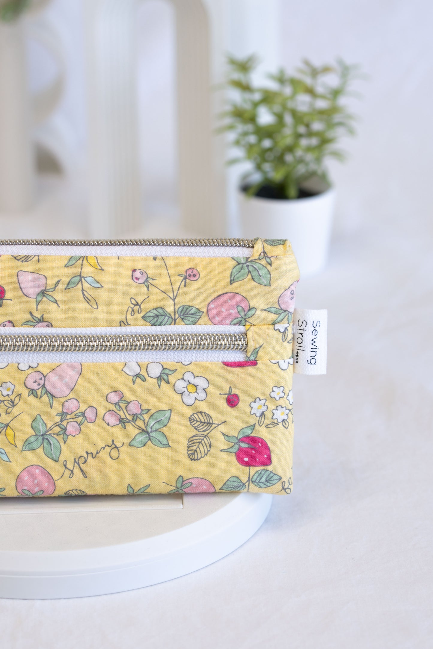 DIY Wallet "April" PDF Sewing pattern, Video tutorial and Written instruction (6 card slots, Bill compartment and coin purse )