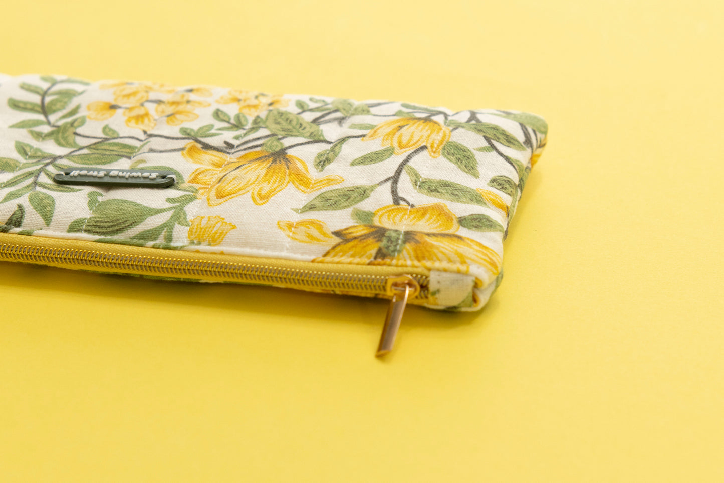 5 Sizes Classic Zippered Pouch Sewing Pattern + Instructions