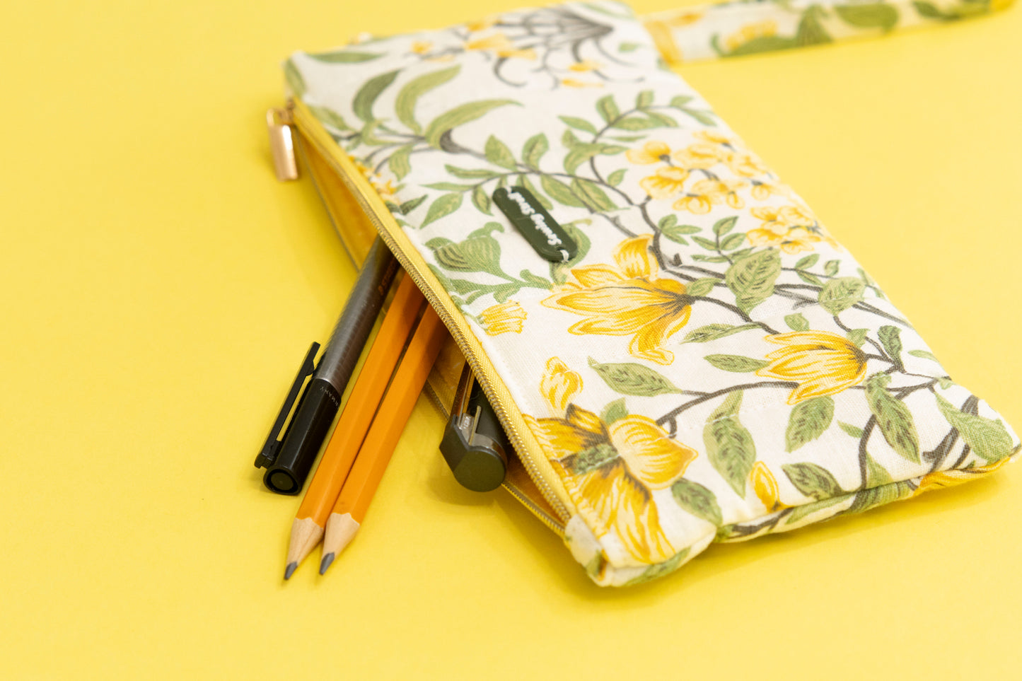 5 Sizes Classic Zippered Pouch Sewing Pattern + Instructions