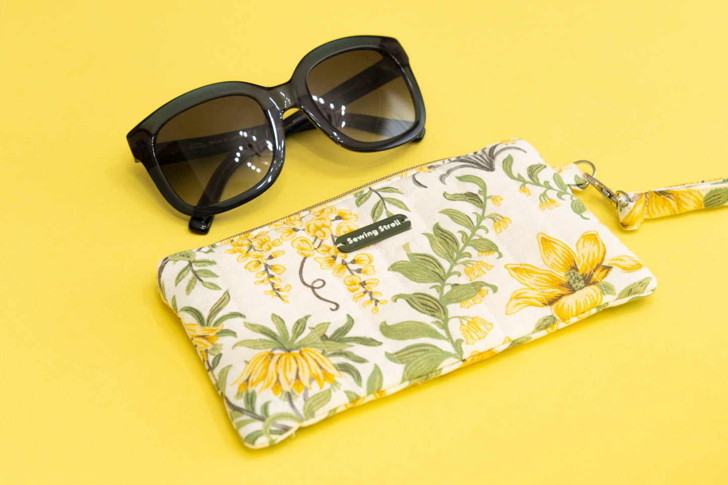 5 Sizes Classic Zippered Pouch Sewing Pattern + Instructions